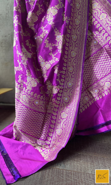 This is a gorgeous majenta pink banarasi katan silk handwoven jangla dupatta. New trend of Silk Dupatta designs, Silk Dupatta for artists, art lovers, architects, dupatta lovers, Dupatta connoisseurs, musicians, dancers, doctors, Silk dupatta, indian dupatta images, latest dupattas with price, only dupatta images, new Silk dupatta design.