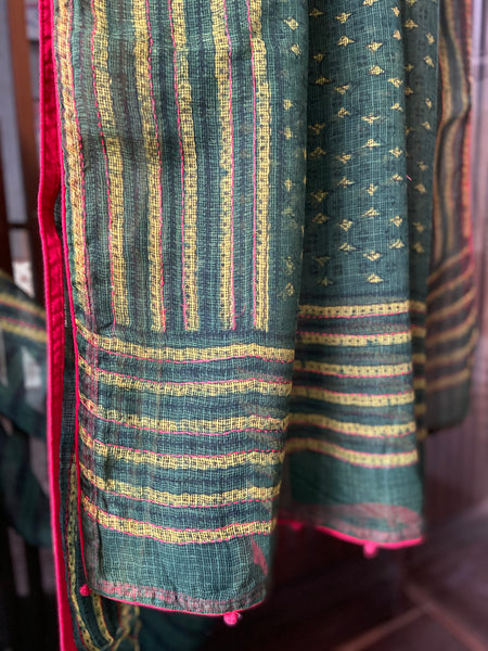A lovely natural dye Emerald cotton Kota saree with subtle hints of red Kantha work. New trend of Saree designs, Saree for artists, art lovers, architects, saree lovers, Saree connoisseurs, musicians, dancers, doctors, silk saree, indian saree images, latest sarees with price, only saree images, new saree design.